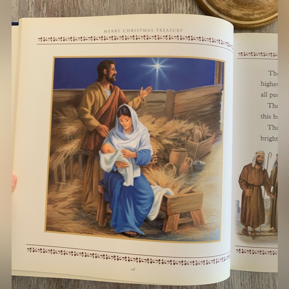 🎄Merry Christmas Treasury of Stories and Songs Children’s Book - Picture 6 of 15